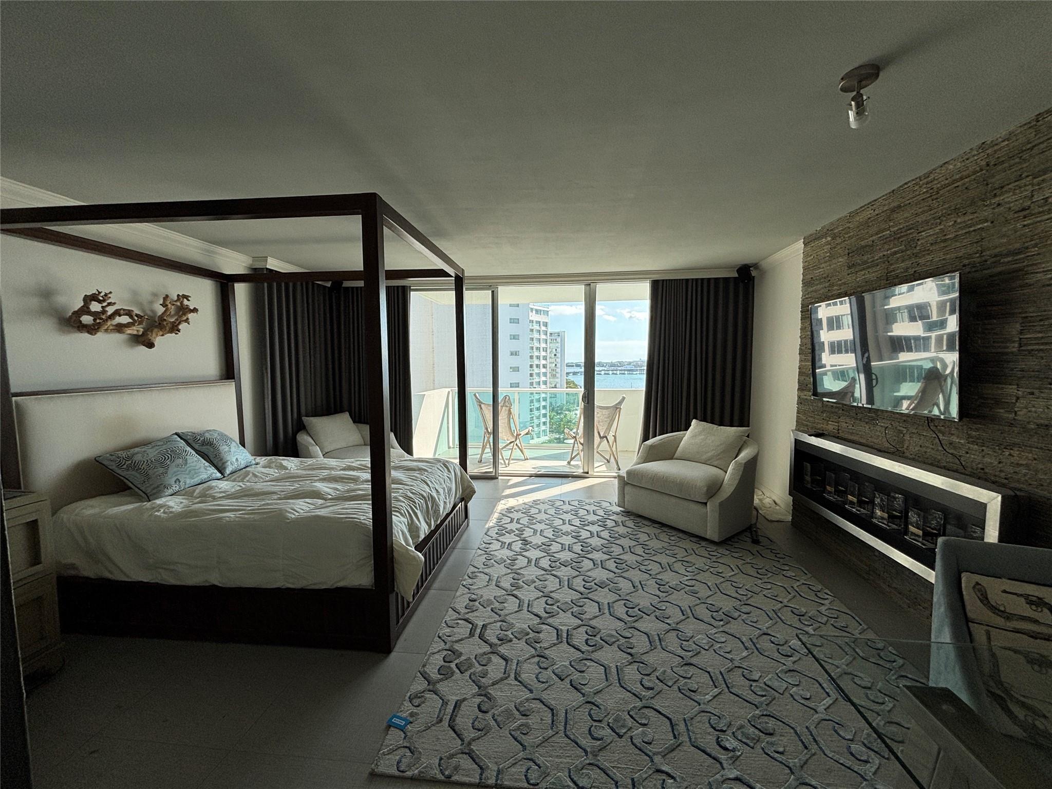 Mirador 1200 Condo - Residential Lease