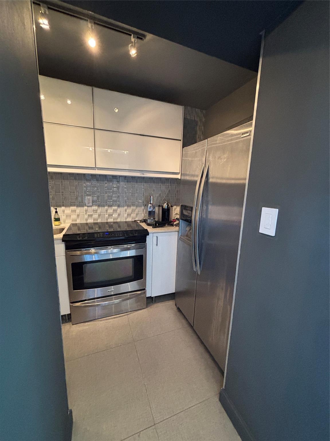 Mirador 1200 Condo - Residential Lease