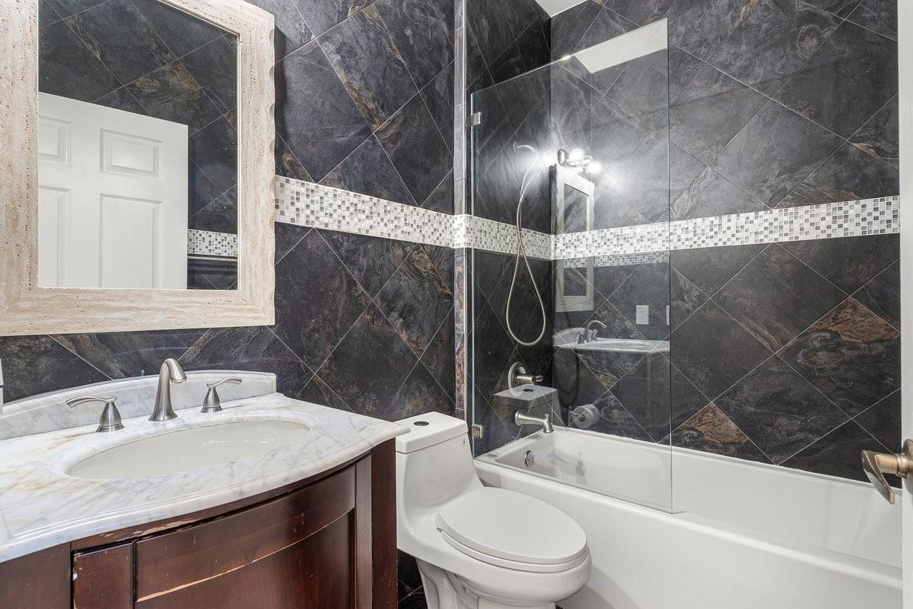 SECTOR 6 EAST - Residential