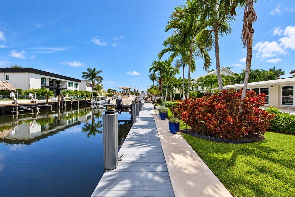 Photo of 2401 NE 47TH Street, Lighthouse Point, FL 33064 (MLS # B26074049)