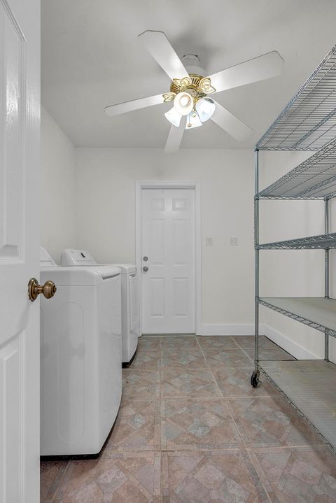 Tiny photo for 2100 N 57TH Avenue, Hollywood, FL 33021 (MLS # B26053296)