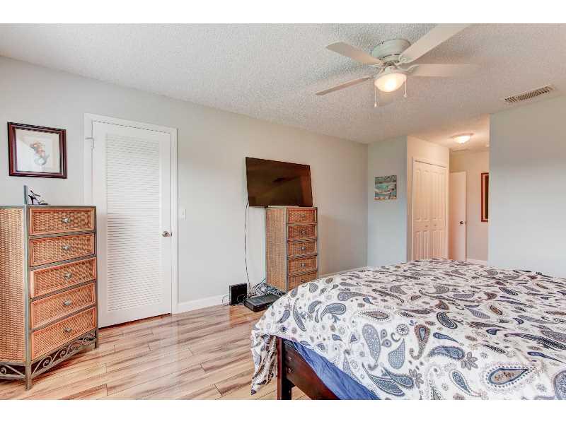 CYPRESSES OF BOCA LAGO - Residential