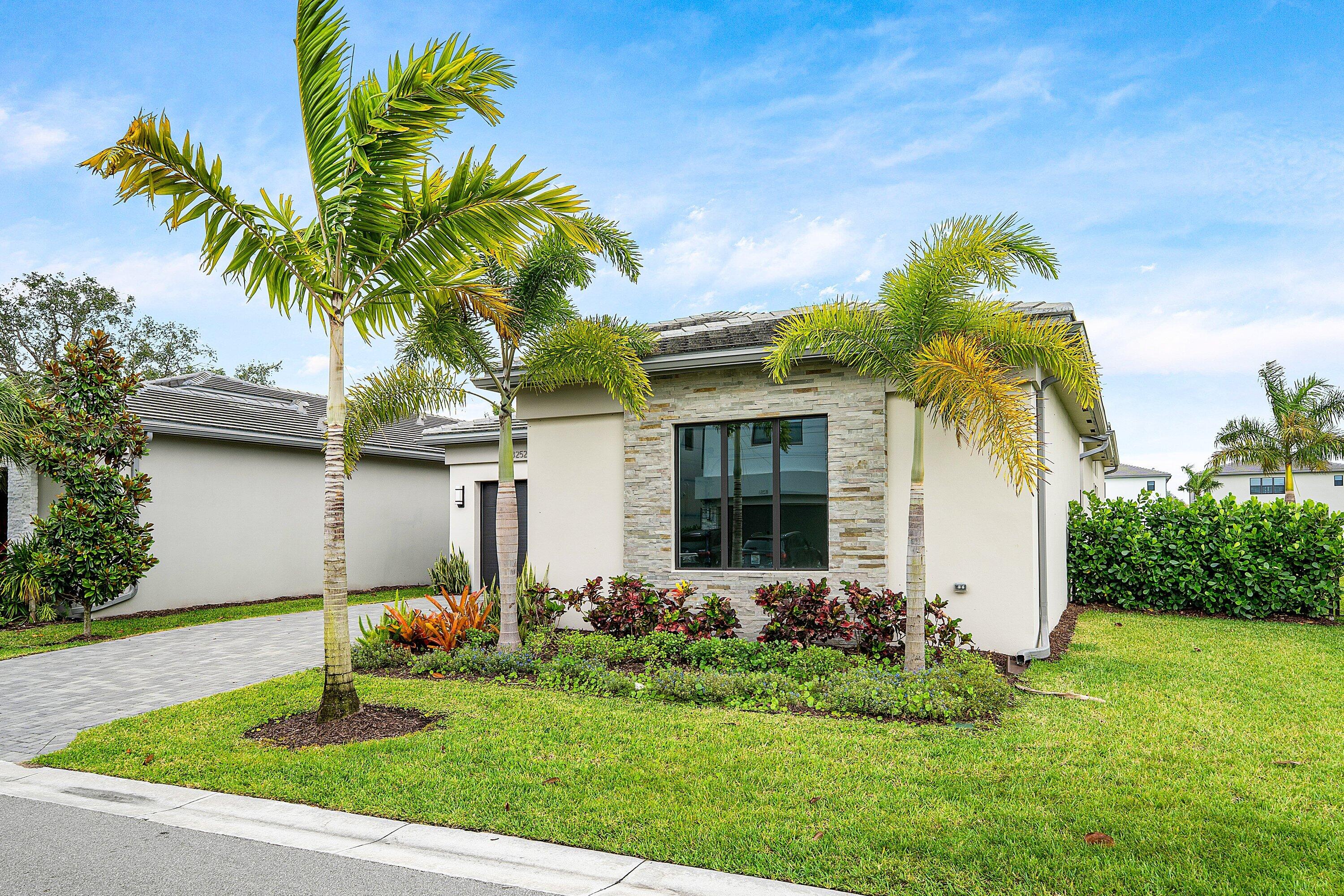 BOCA RATON GOLF COURSE PUD - Residential