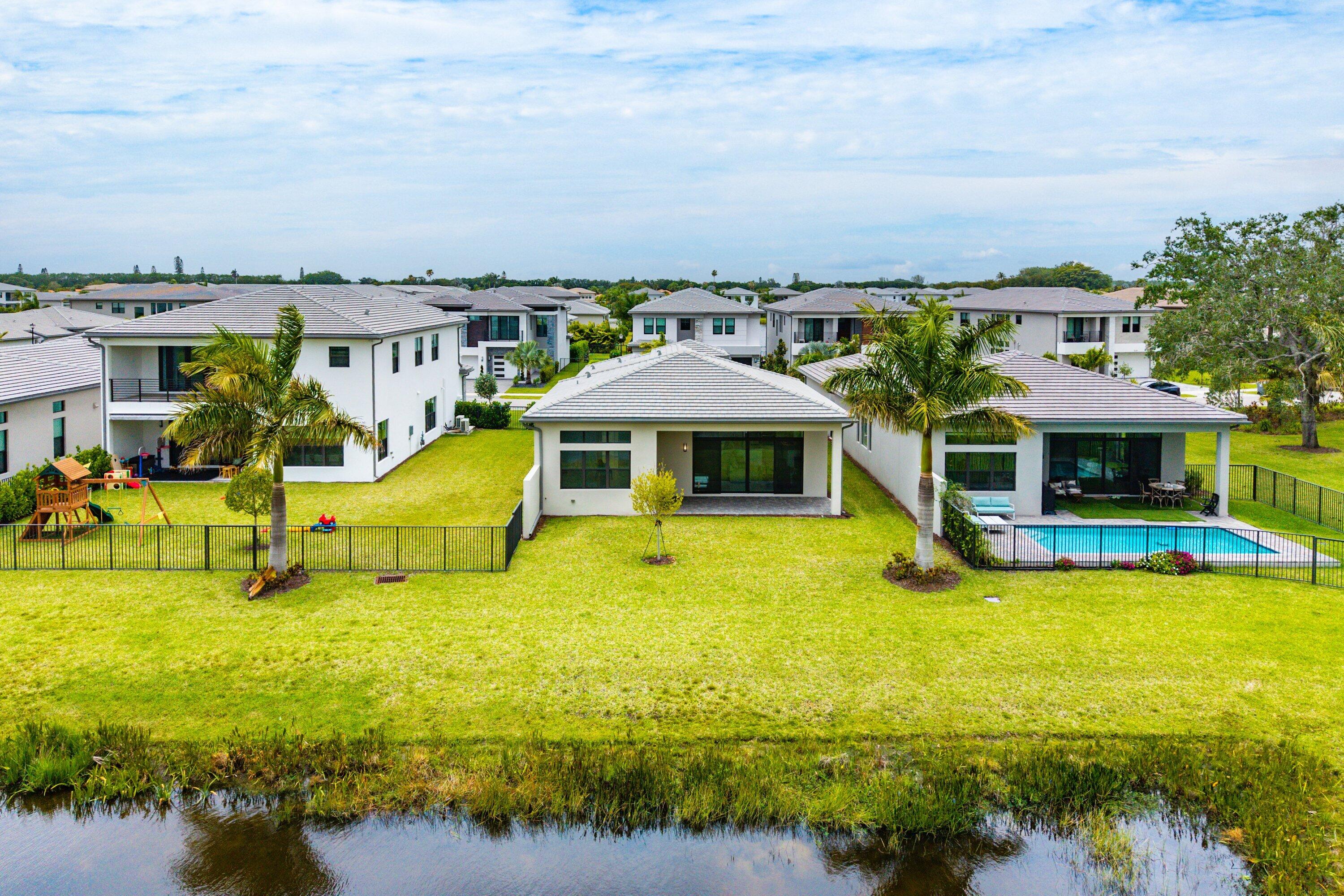 BOCA RATON GOLF COURSE PUD - Residential