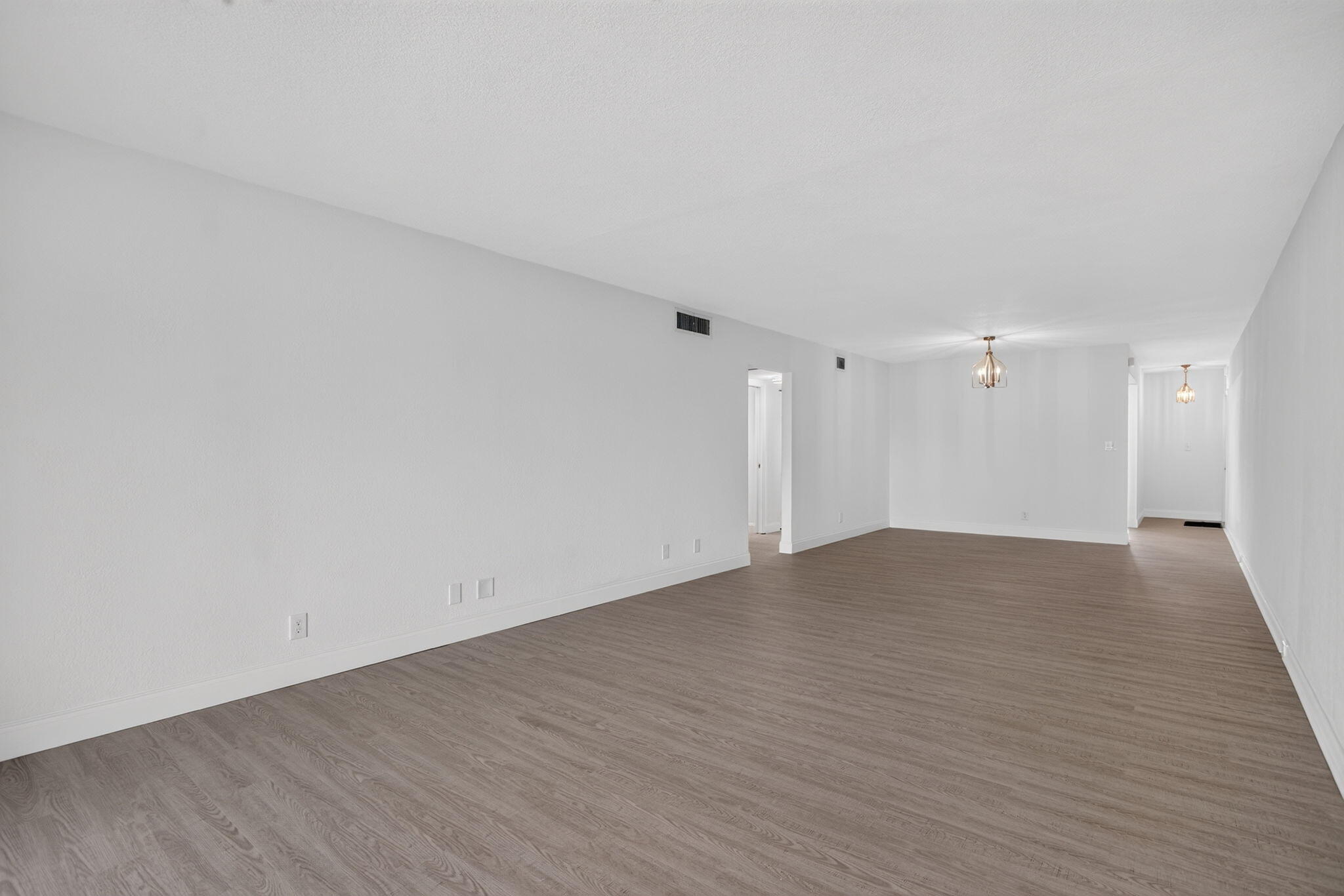 2802 VICTORIA Way O3