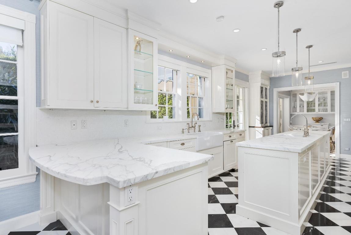 PRIMAVERA ESTATES (LAKE FRONT) - Residential