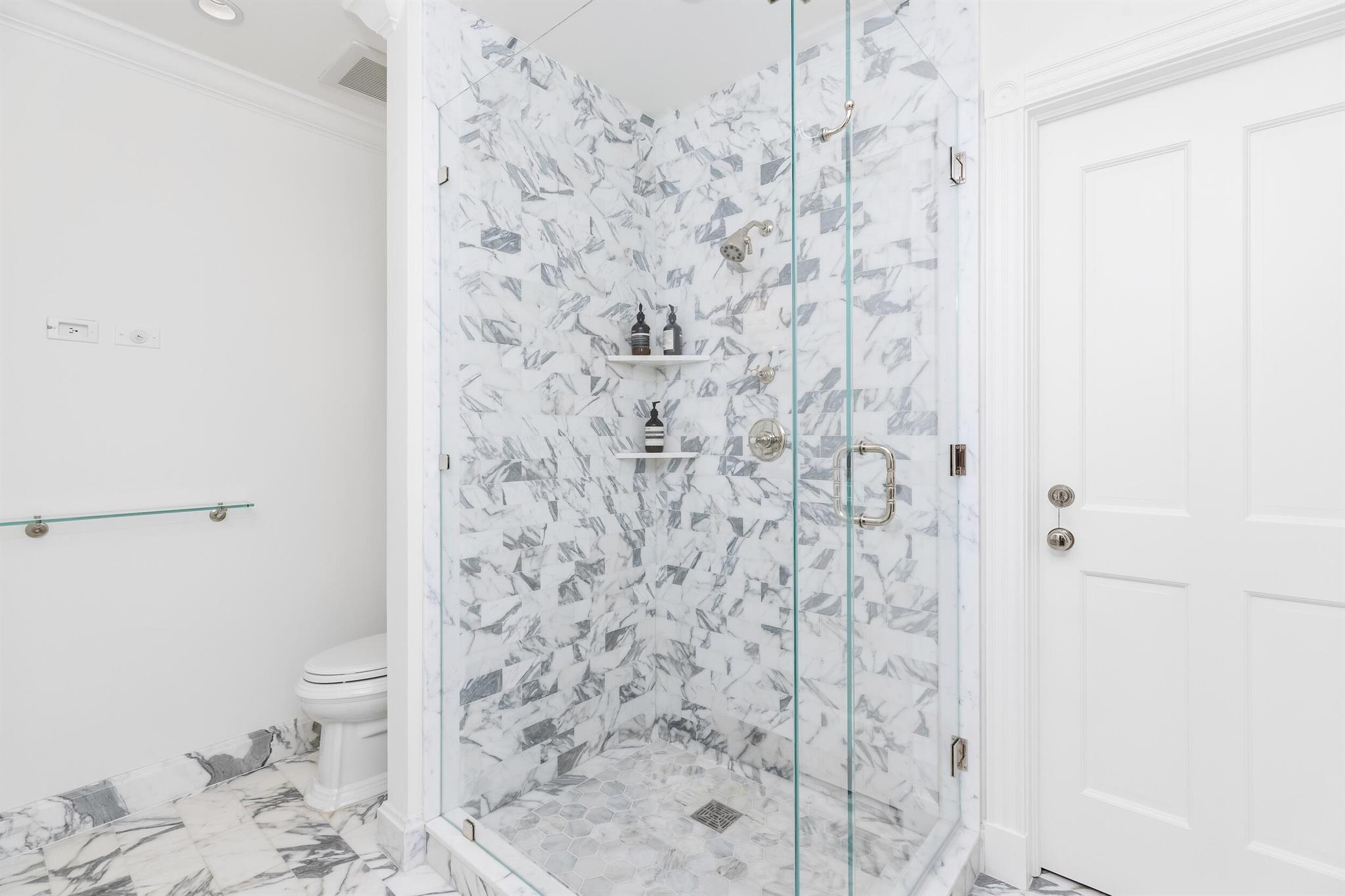 PRIMAVERA ESTATES (LAKE F - Residential