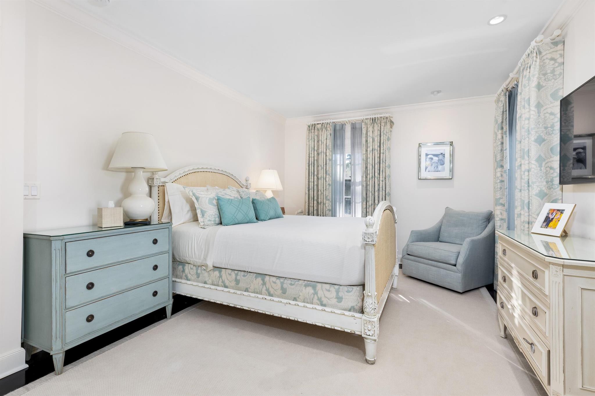 PRIMAVERA ESTATES (LAKE F - Residential