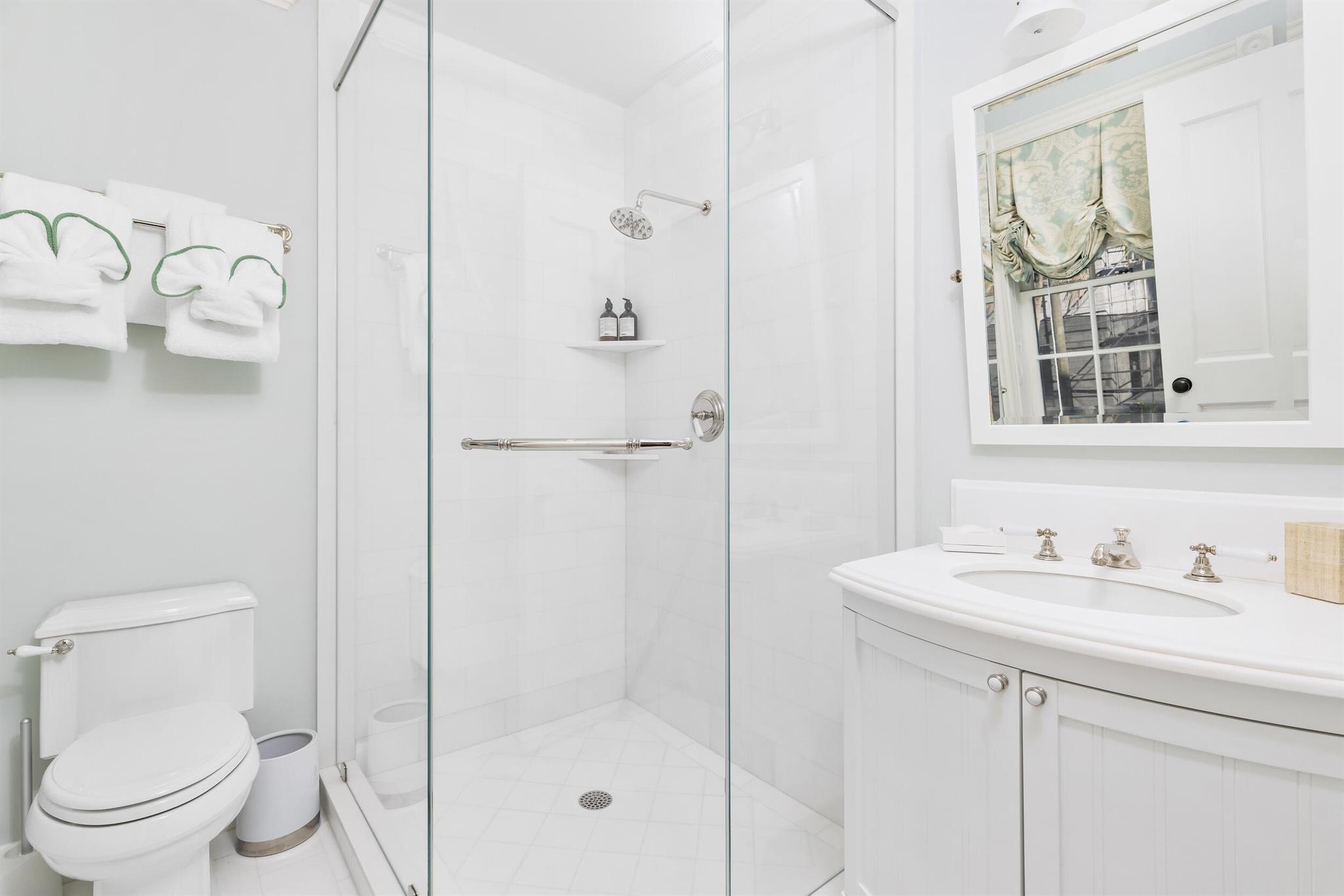 PRIMAVERA ESTATES (LAKE F - Residential