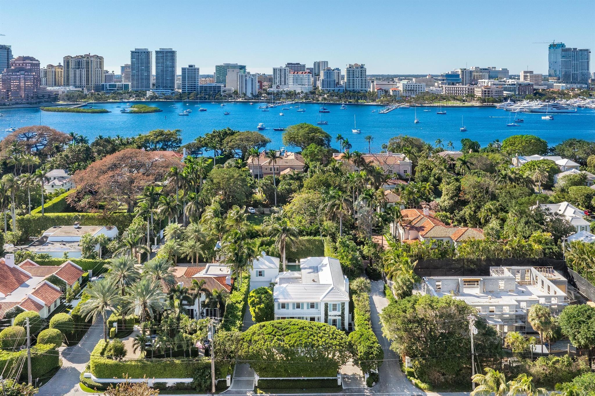 PRIMAVERA ESTATES (LAKE F - Residential