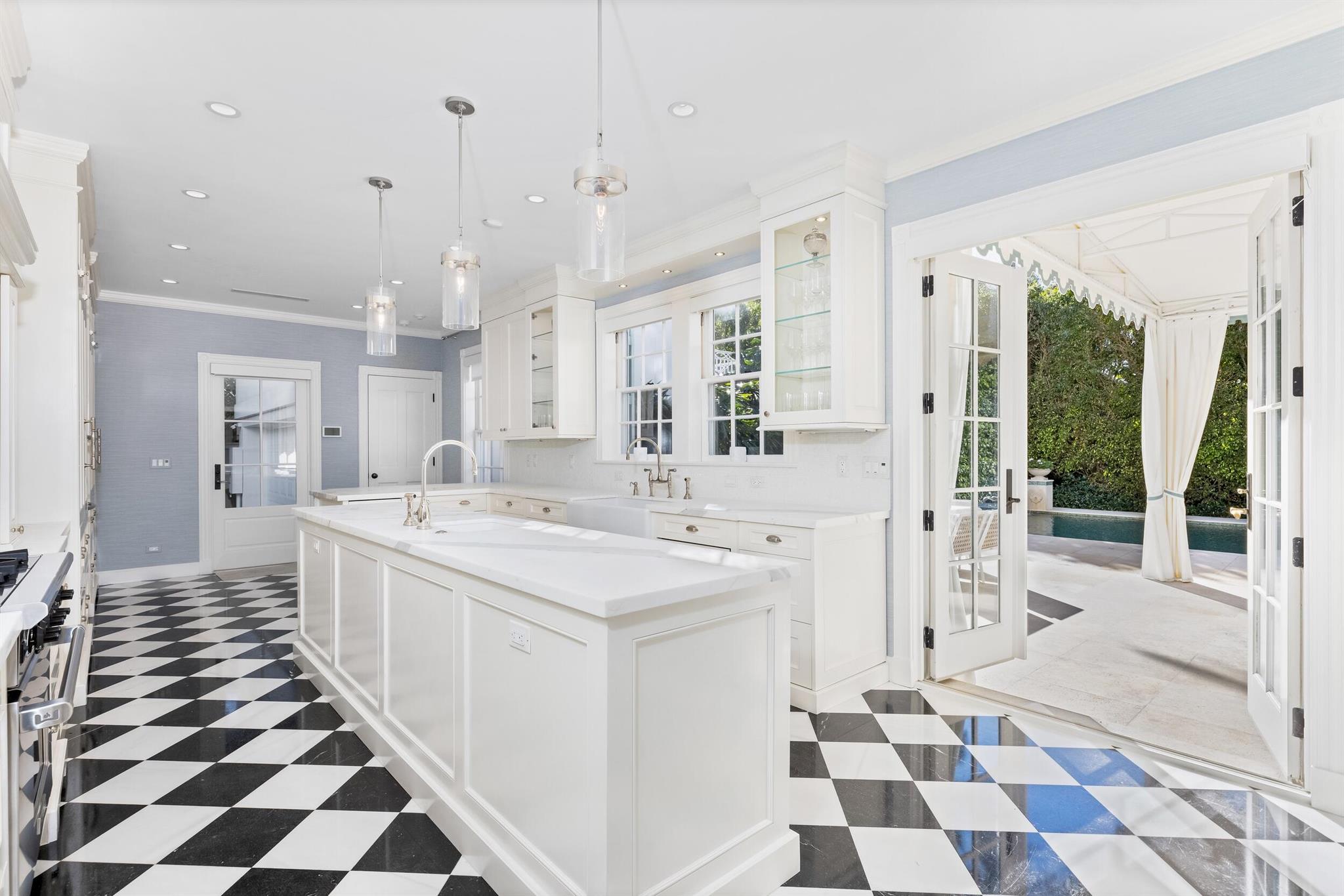 PRIMAVERA ESTATES (LAKE F - Residential