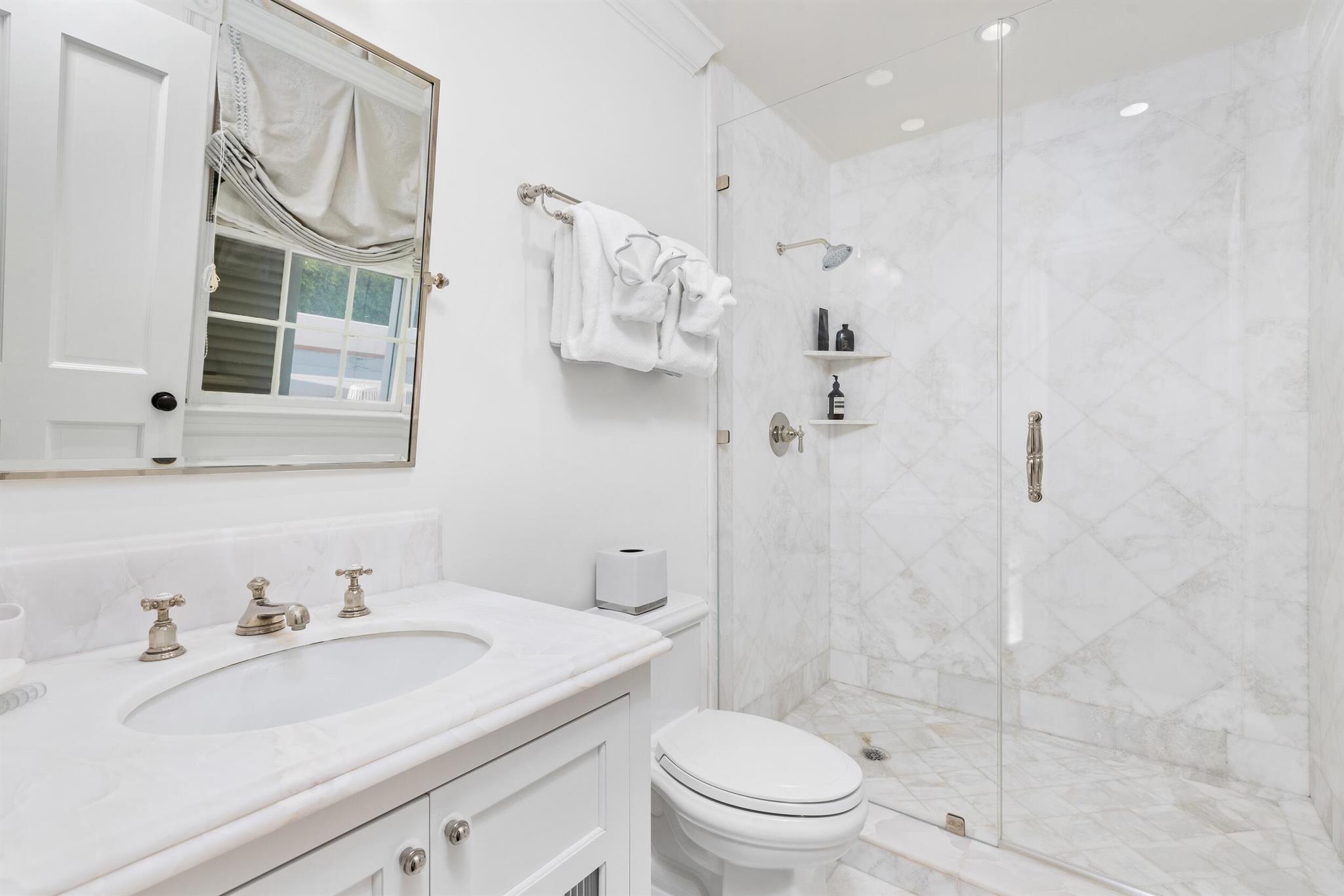 PRIMAVERA ESTATES (LAKE F - Residential