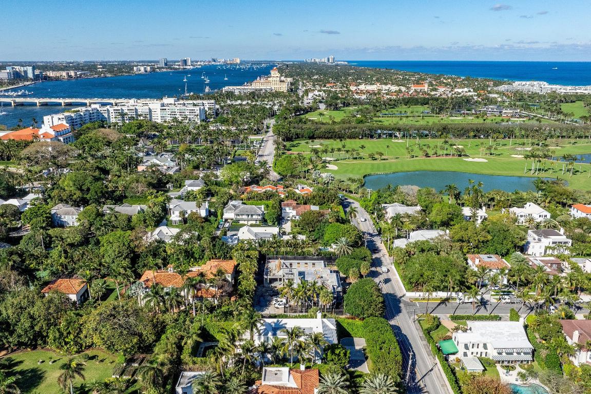 PRIMAVERA ESTATES (LAKE FRONT) - Residential