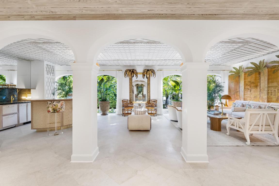 PRIMAVERA ESTATES (LAKE FRONT) - Residential