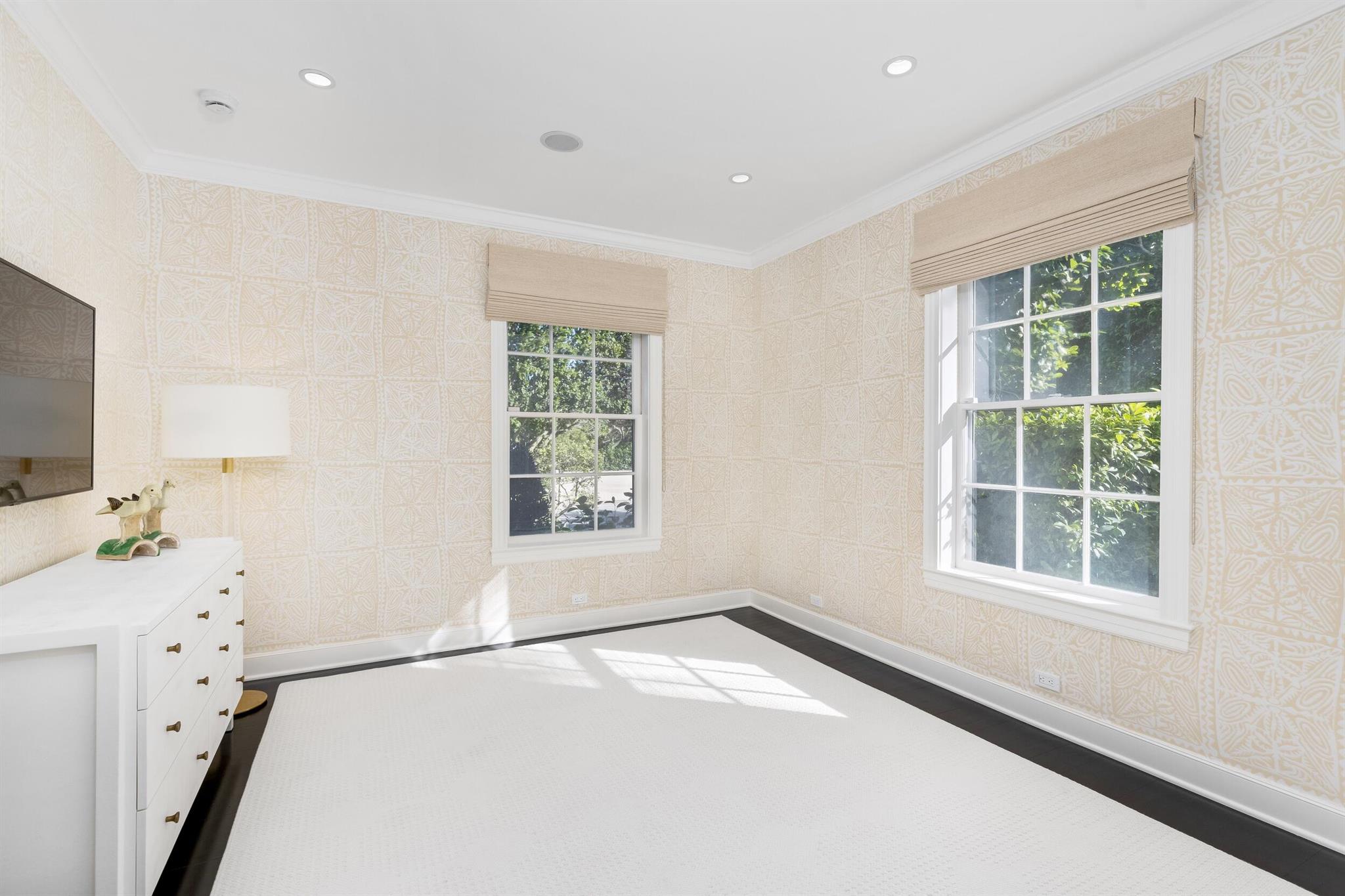 PRIMAVERA ESTATES (LAKE F - Residential