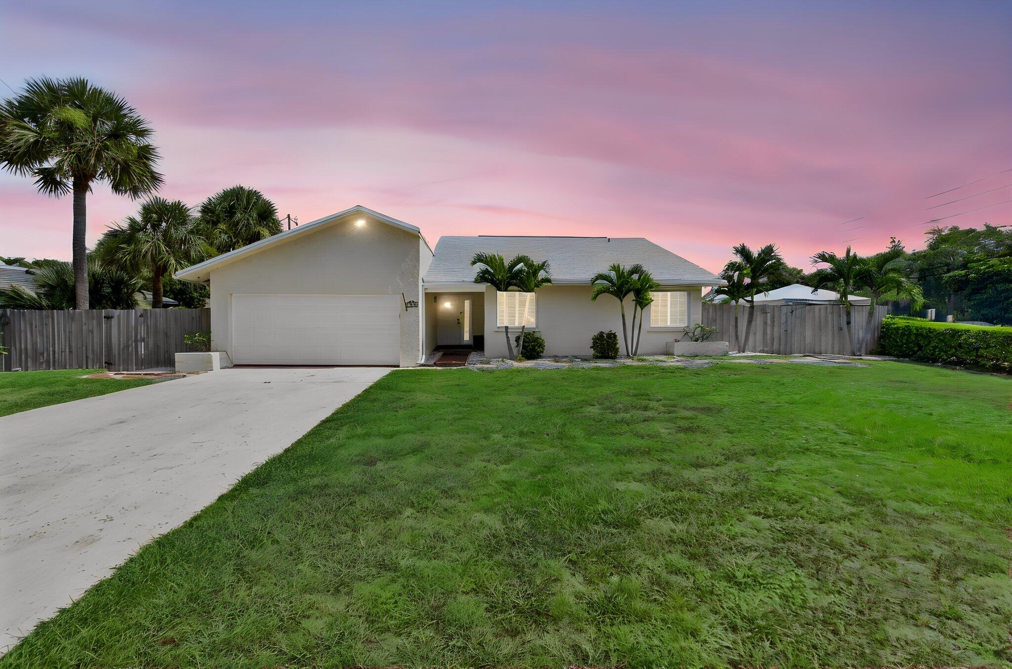 4517 PALM RIDGE Boulevard