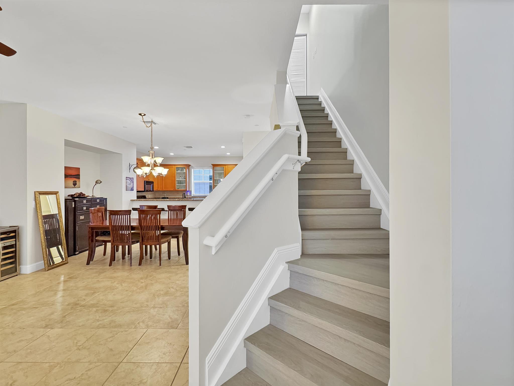 VILLA MEDICI CONDO - Residential