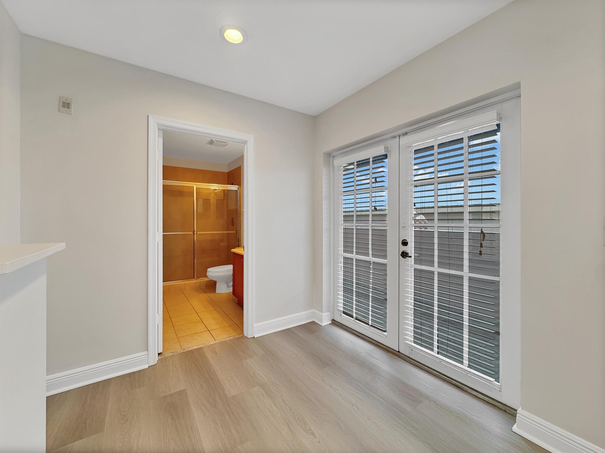 VILLA MEDICI CONDO - Residential