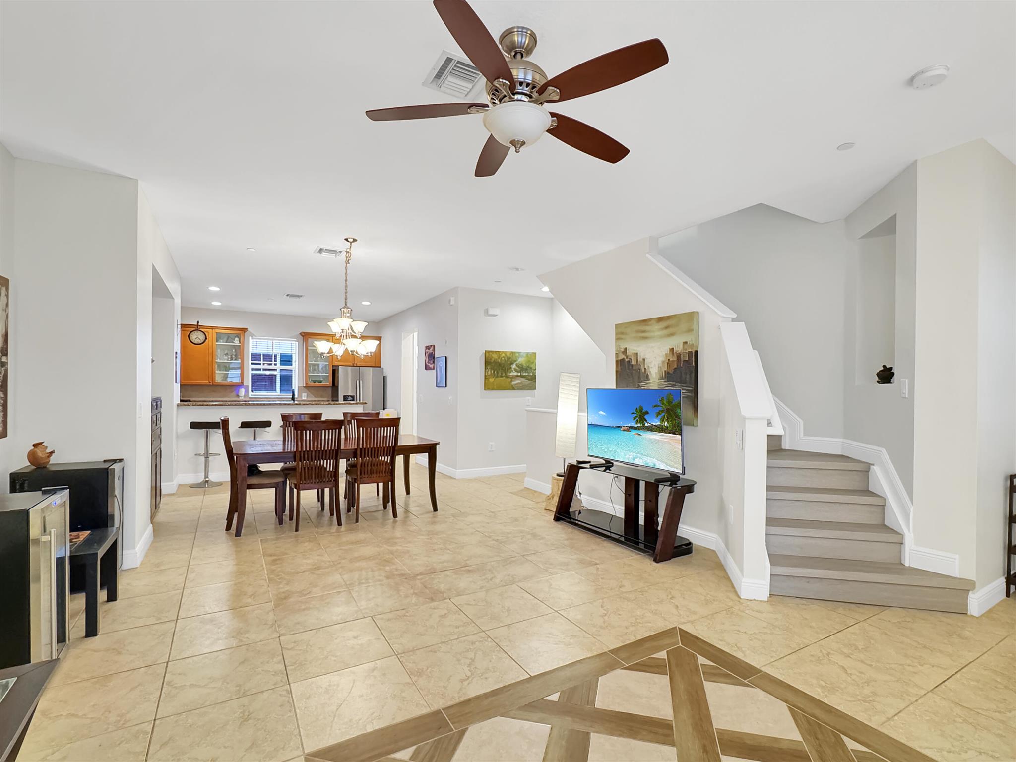 VILLA MEDICI CONDO - Residential