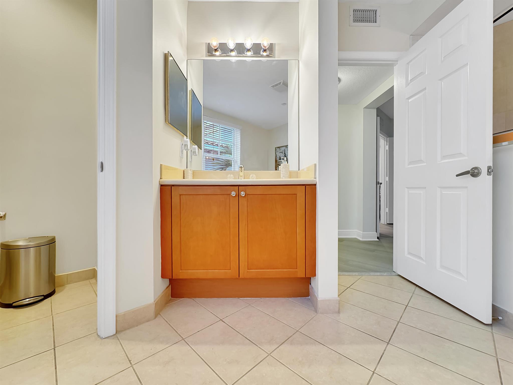 VILLA MEDICI CONDO - Residential