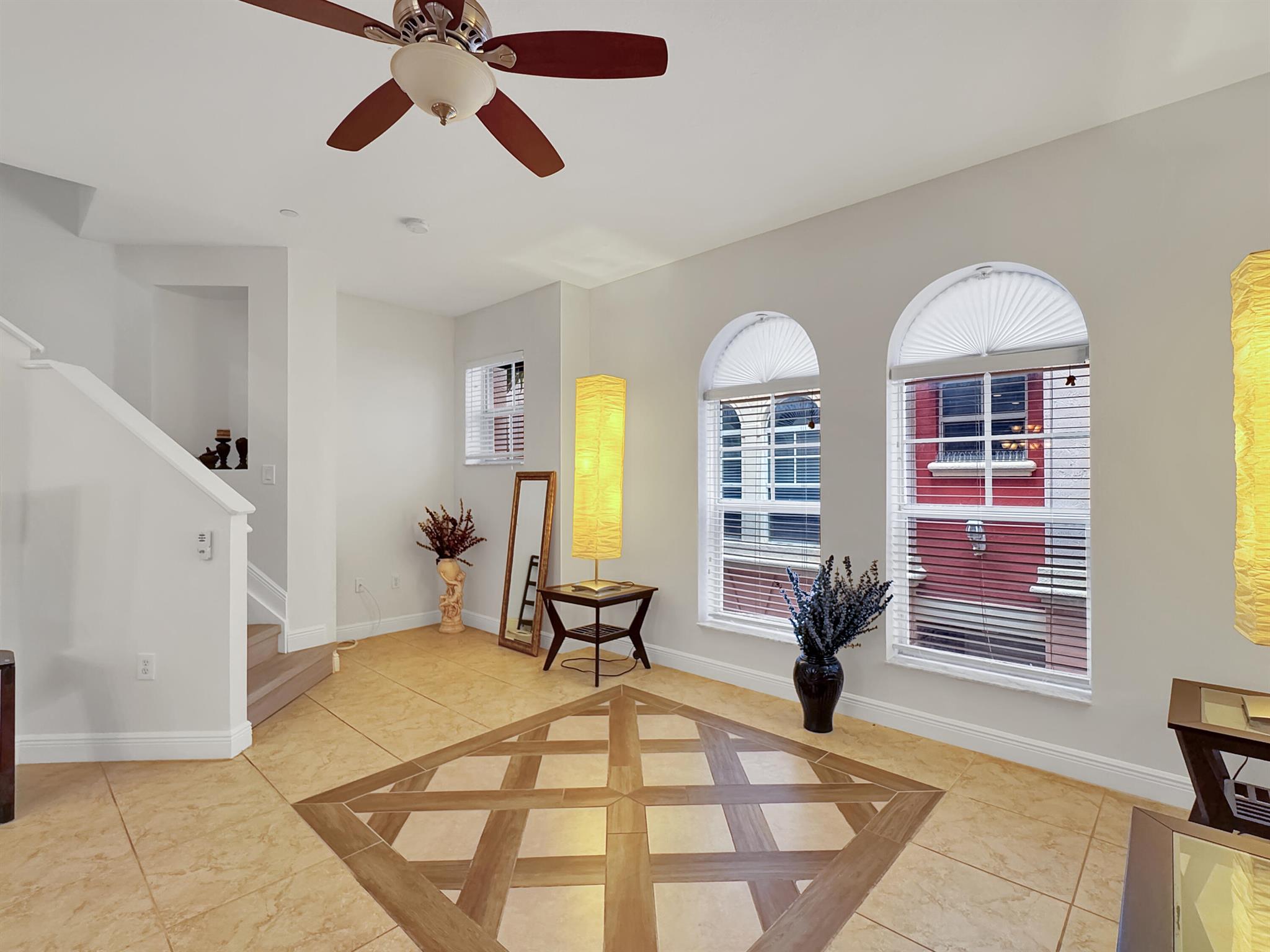 VILLA MEDICI CONDO - Residential