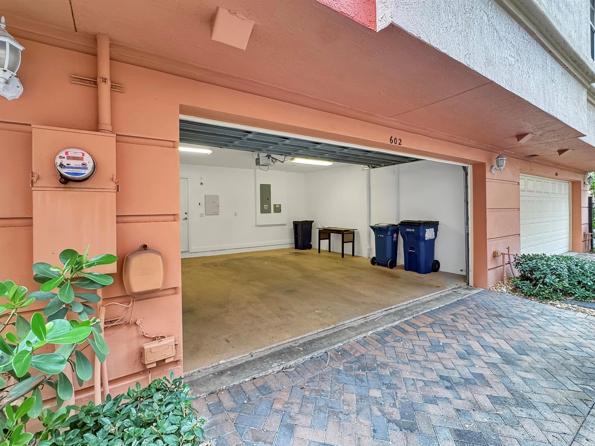 VILLA MEDICI CONDO - Residential