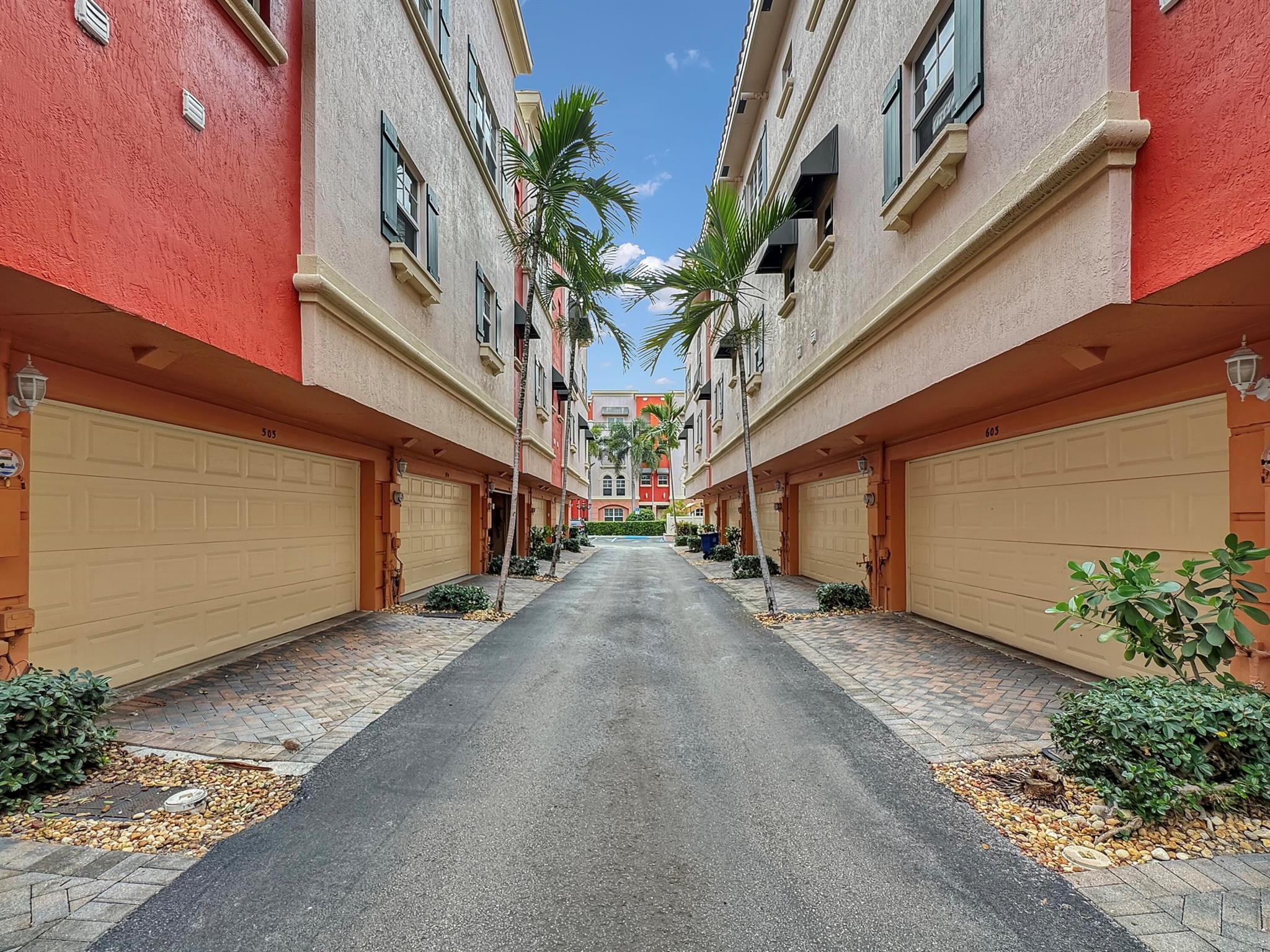 VILLA MEDICI CONDO - Residential