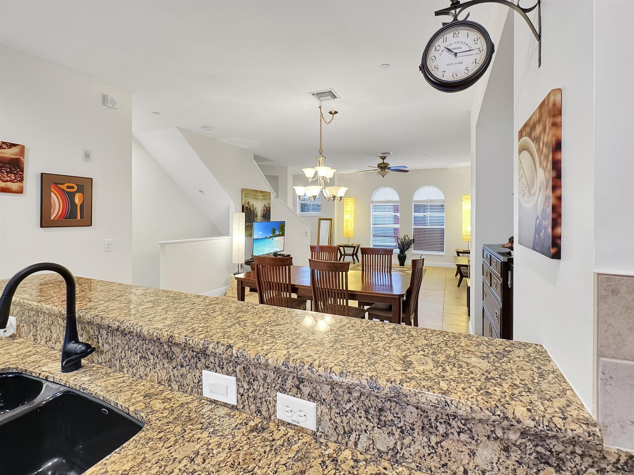 VILLA MEDICI CONDO - Residential