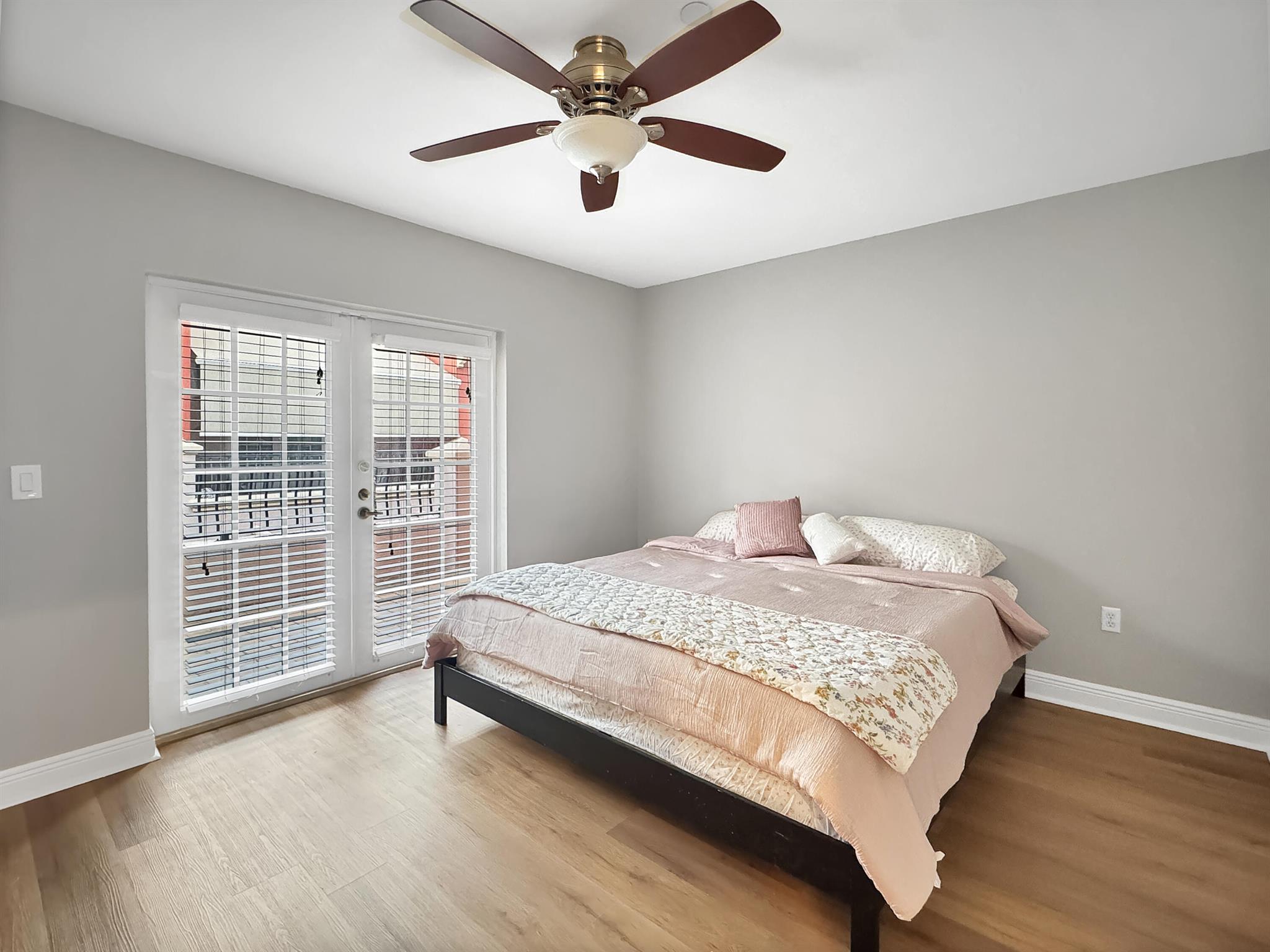 VILLA MEDICI CONDO - Residential