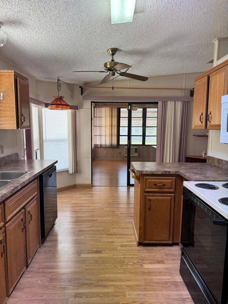 Spanish Lakes Fairways - Residential