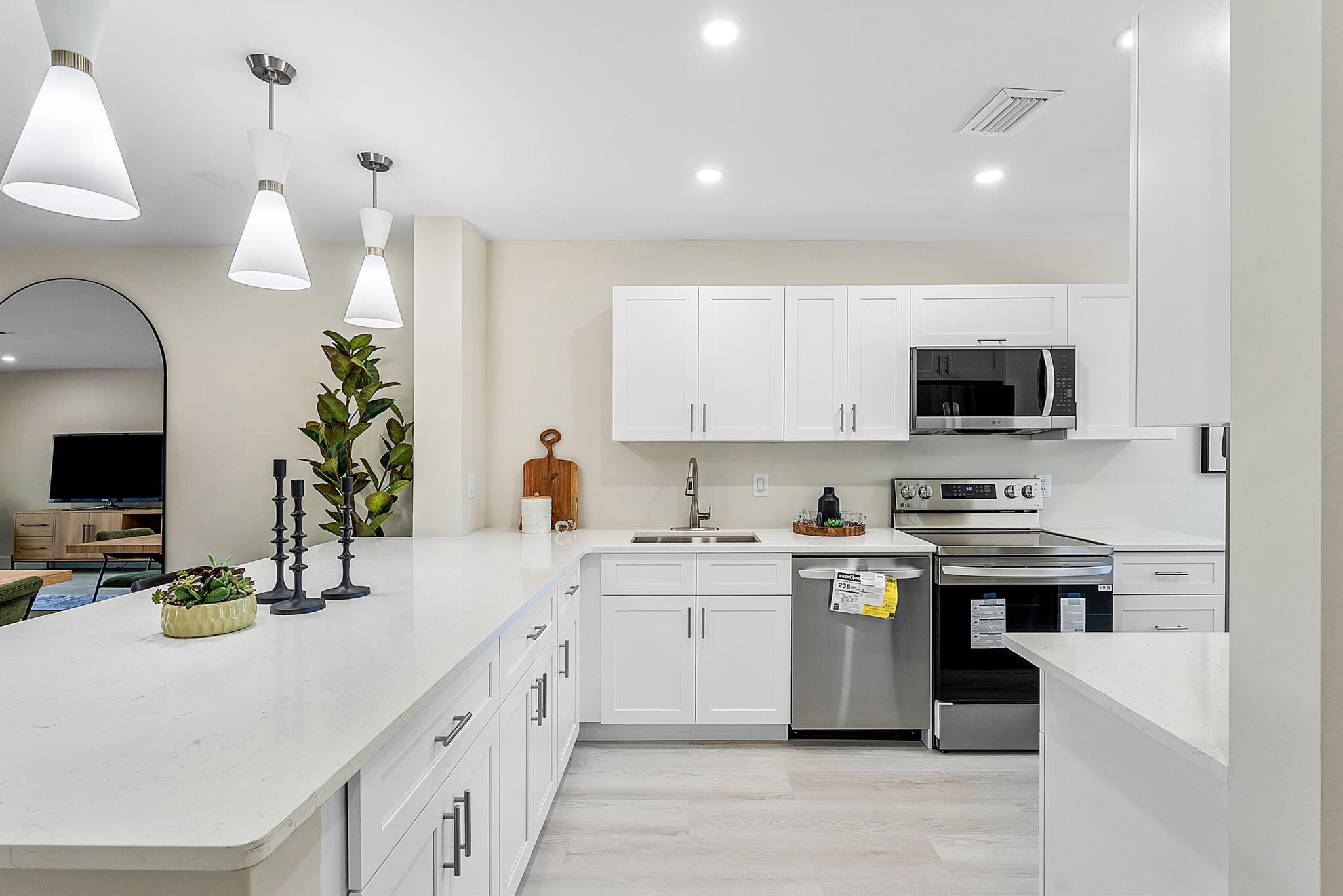 BLUE LAKE TOWNHOMES - Residential Lease