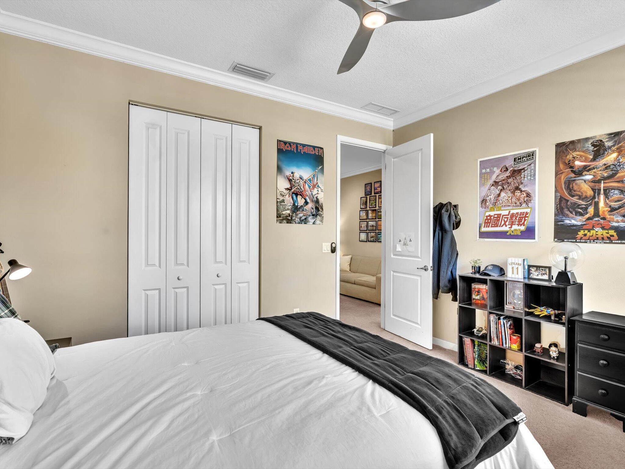 BLUE LAKE TOWNHOMES - Residential Lease