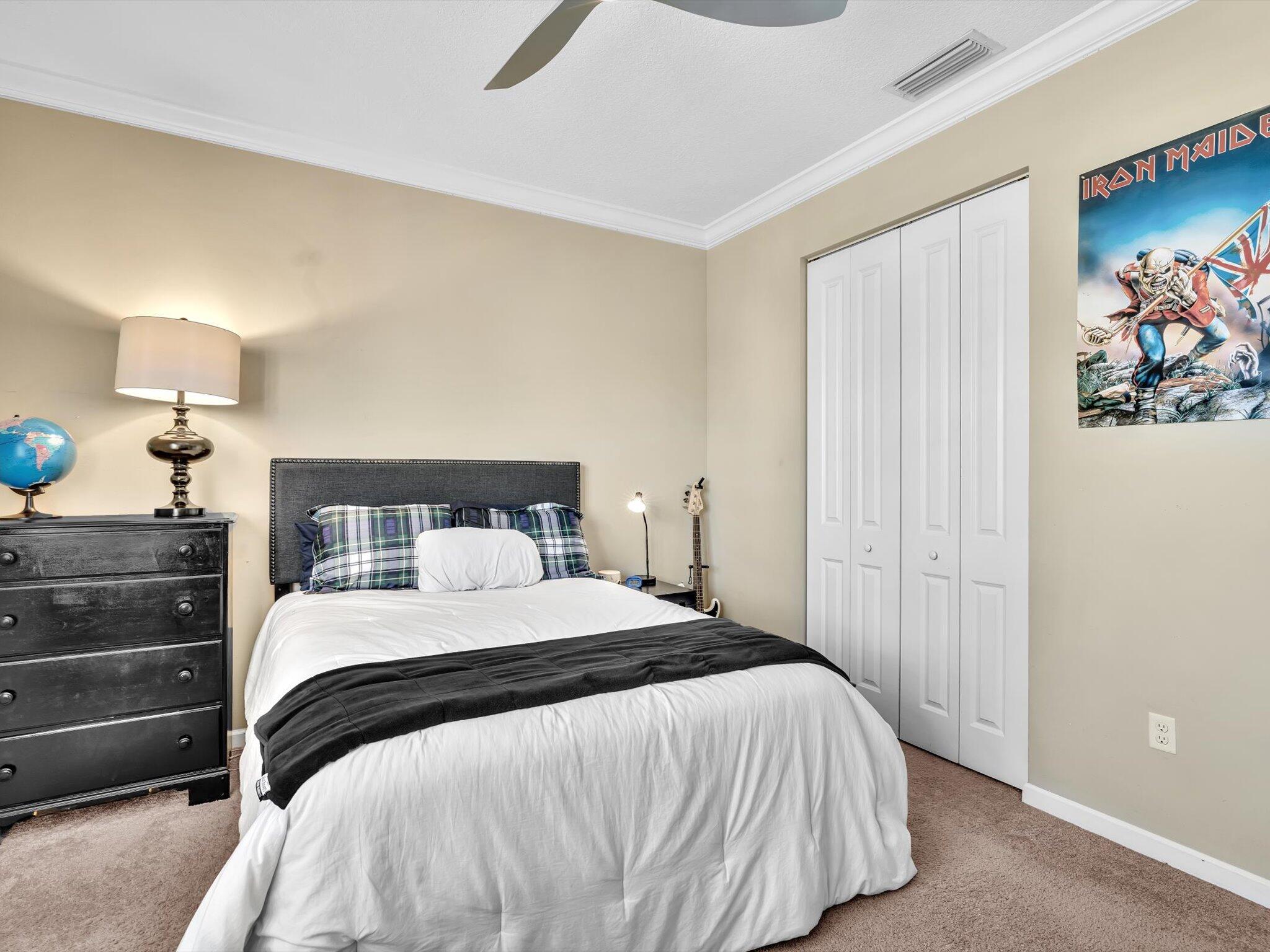 BLUE LAKE TOWNHOMES - Residential Lease