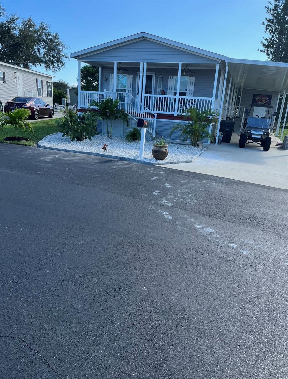 2-bedroom 2-bathroom manufactured home for sale located in a quite 55 community called sandhill shores.home is being sold furnished.b uyers has to be park approved.lot rent is over $600.