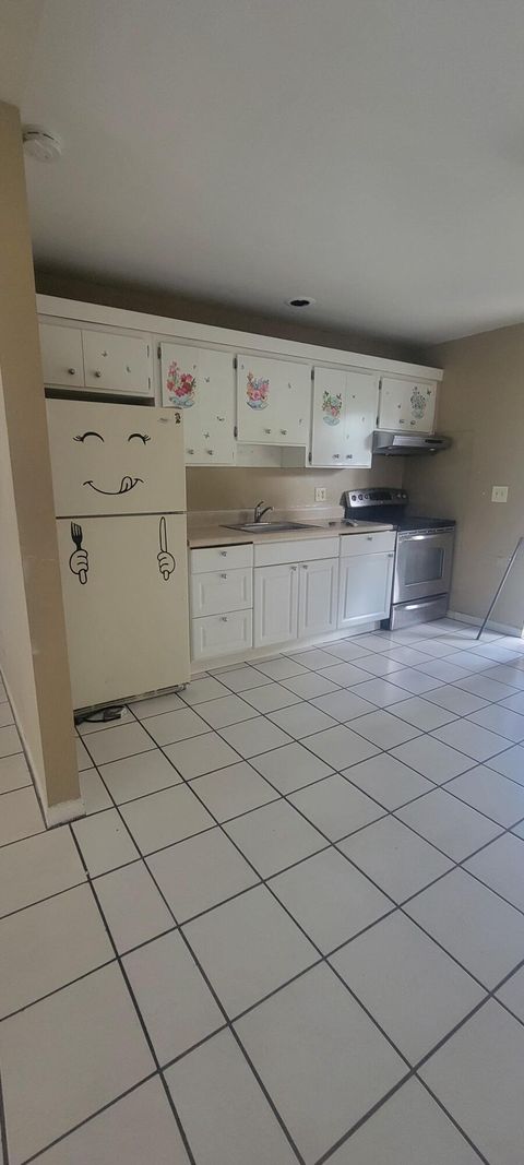 Photo of 5934 Taft Street, Hollywood, FL 33021 (MLS # B26007843)