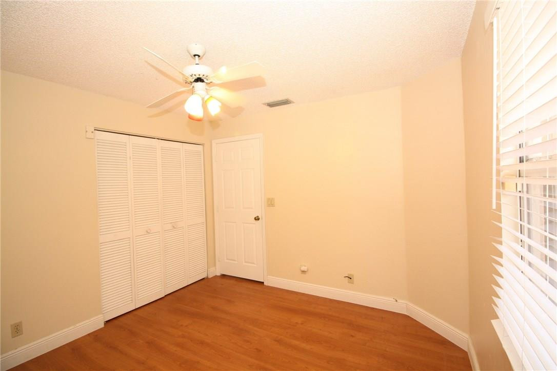 EMBASSY LAKES PH II - Residential Lease