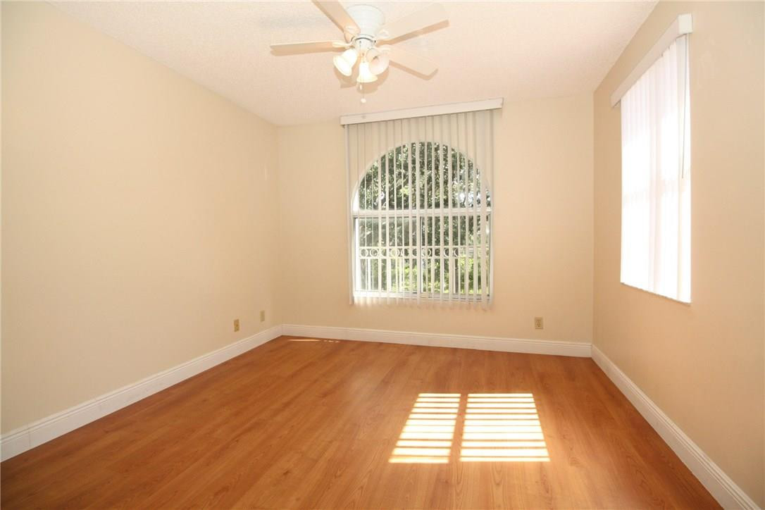 EMBASSY LAKES PH II - Residential Lease