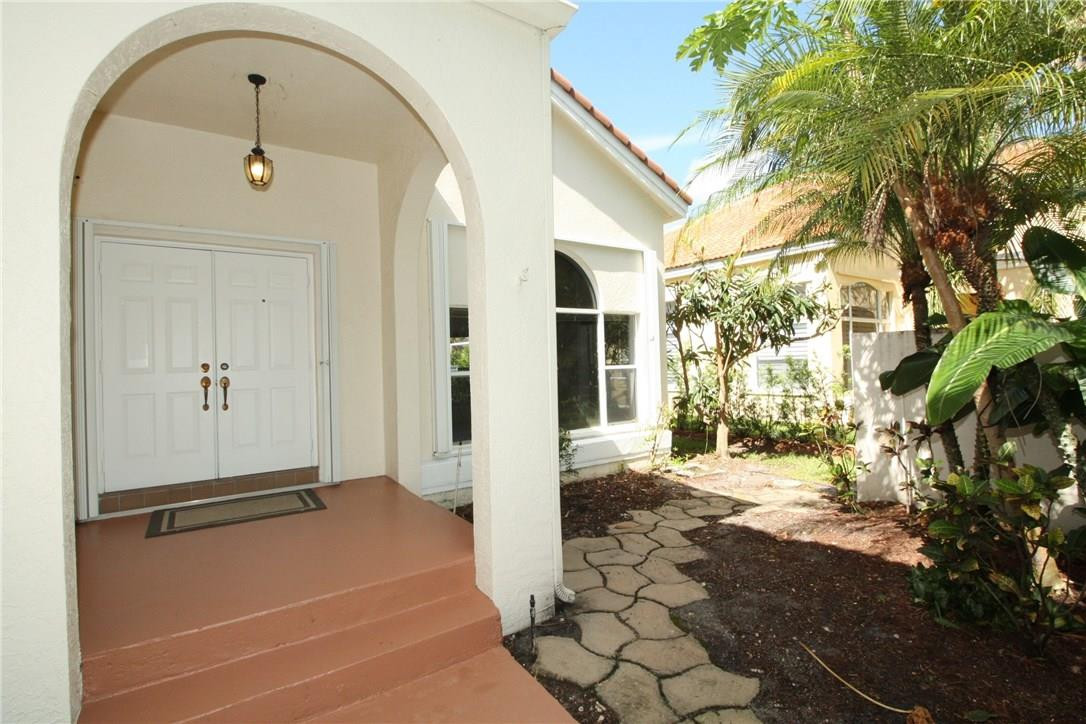 EMBASSY LAKES PH II - Residential Lease