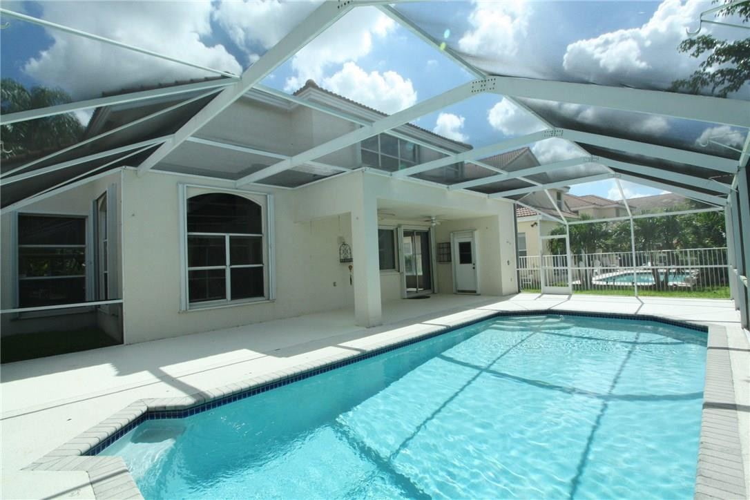 EMBASSY LAKES PH II - Residential Lease