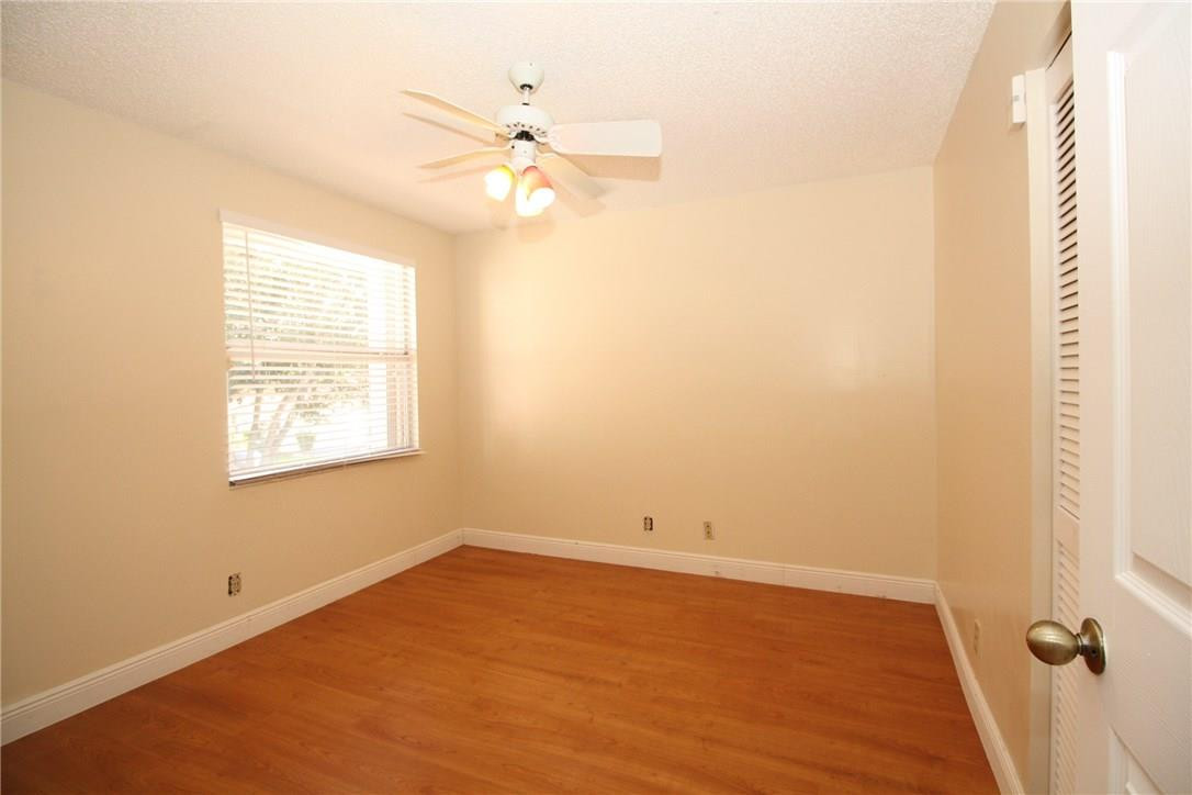 EMBASSY LAKES PH II - Residential Lease