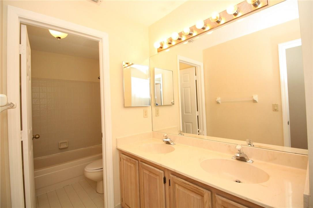 EMBASSY LAKES PH II - Residential Lease