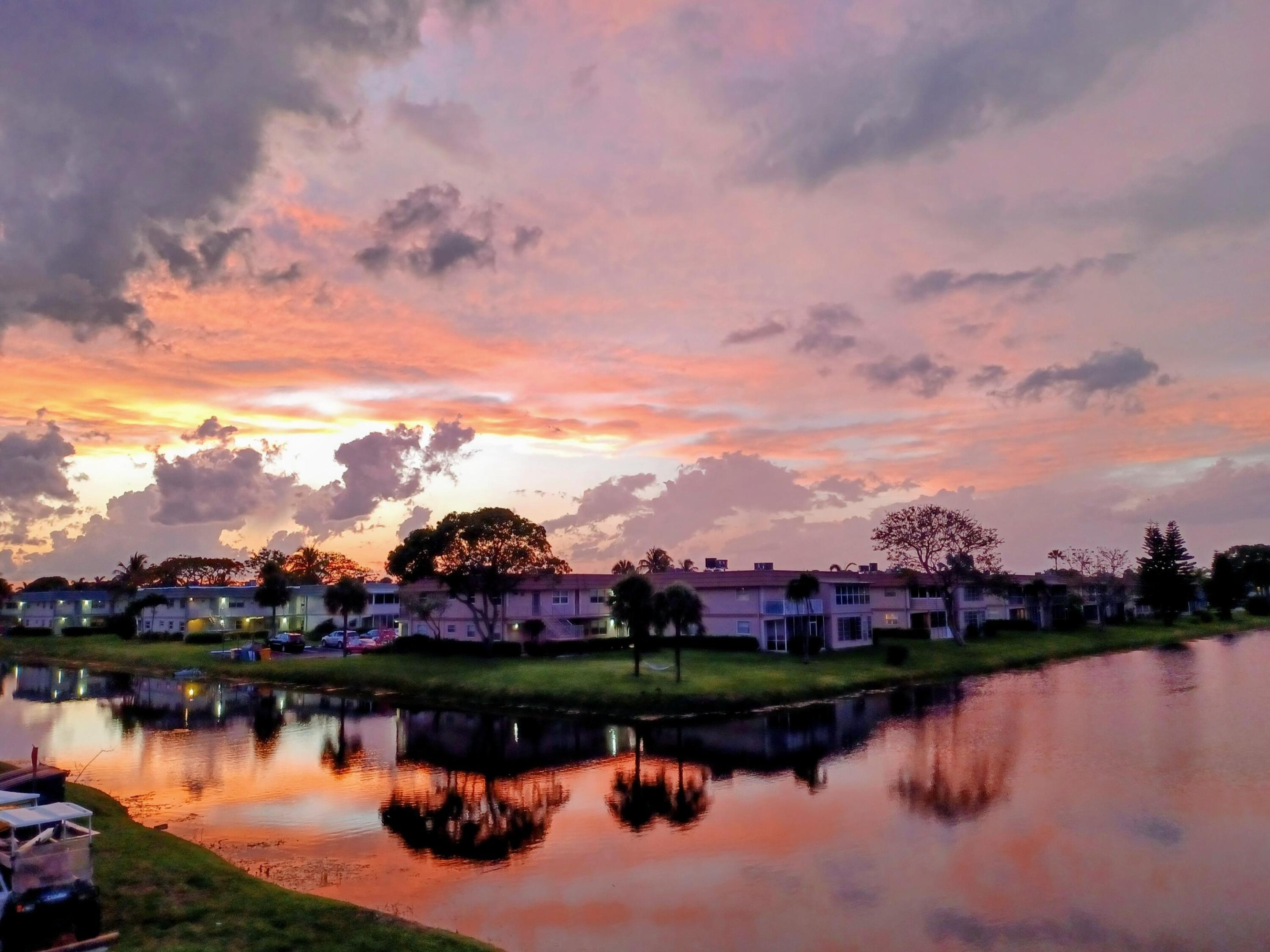 KINGS POINT - Residential