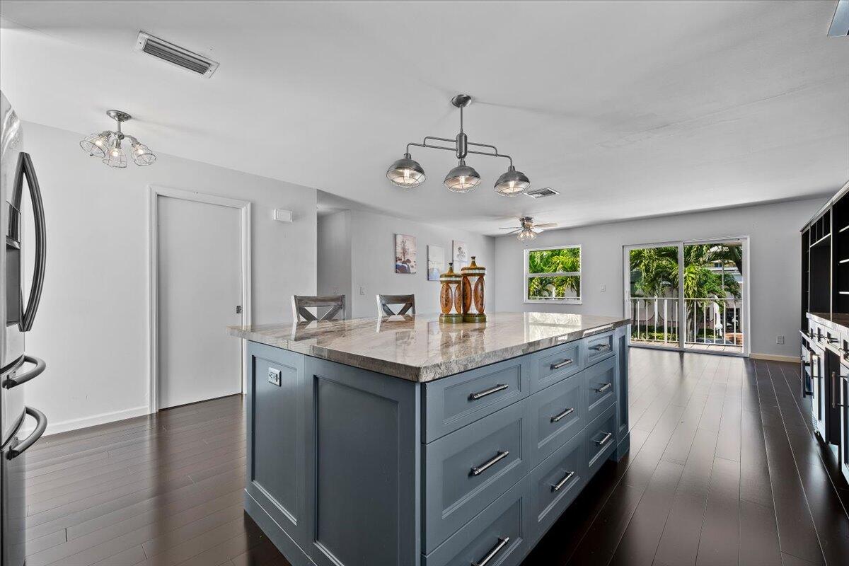 BARBICAN CONDO - Residential Lease