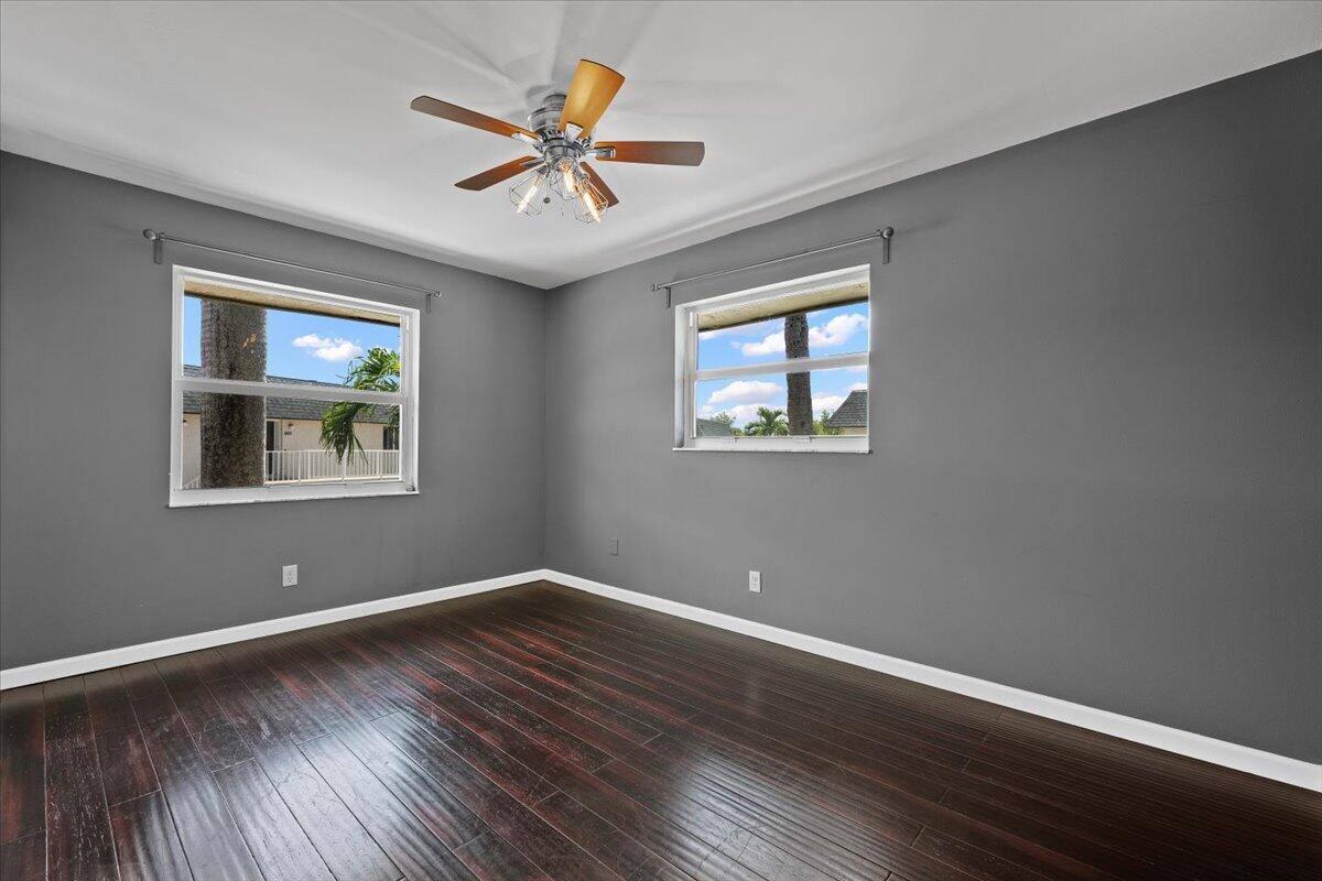 BARBICAN CONDO - Residential Lease