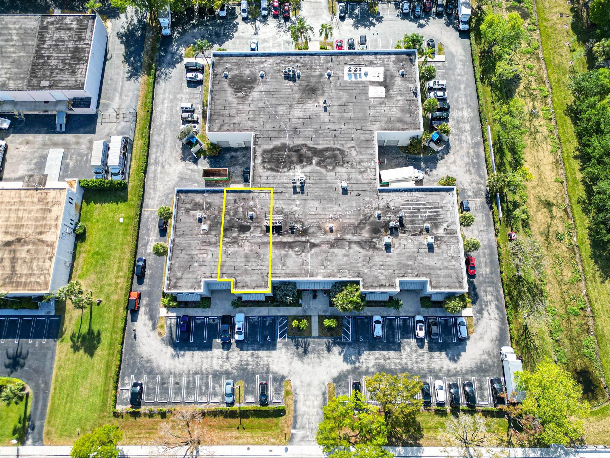 3650 Coral Ridge Dr 102