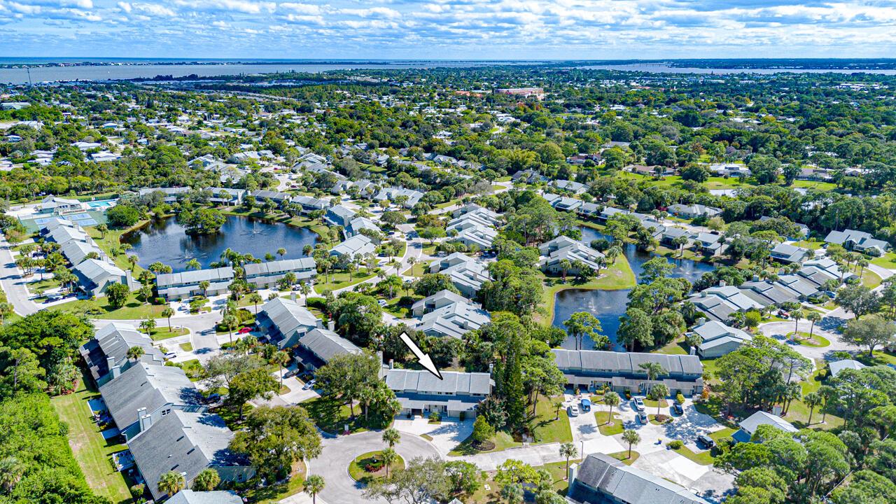 HOLLY CREEK - Residential