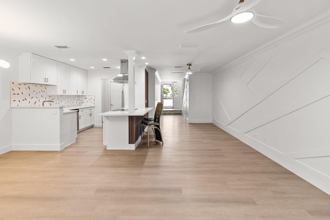 HOLLY CREEK - Residential