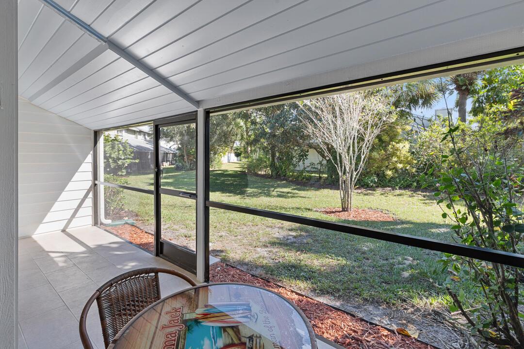 HOLLY CREEK - Residential