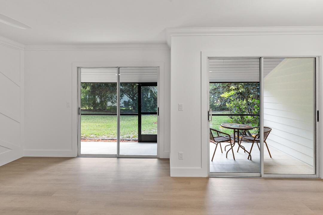 HOLLY CREEK - Residential