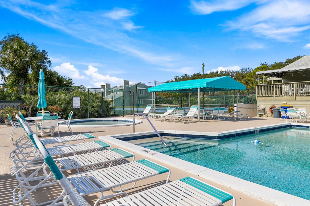 HOLLY CREEK - Residential